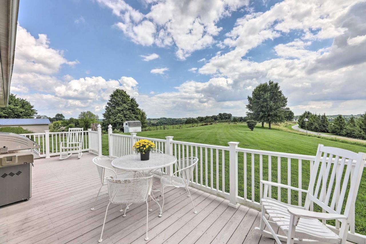 Charming Williamstown Retreat With Private Yard Villa Kültér fotó