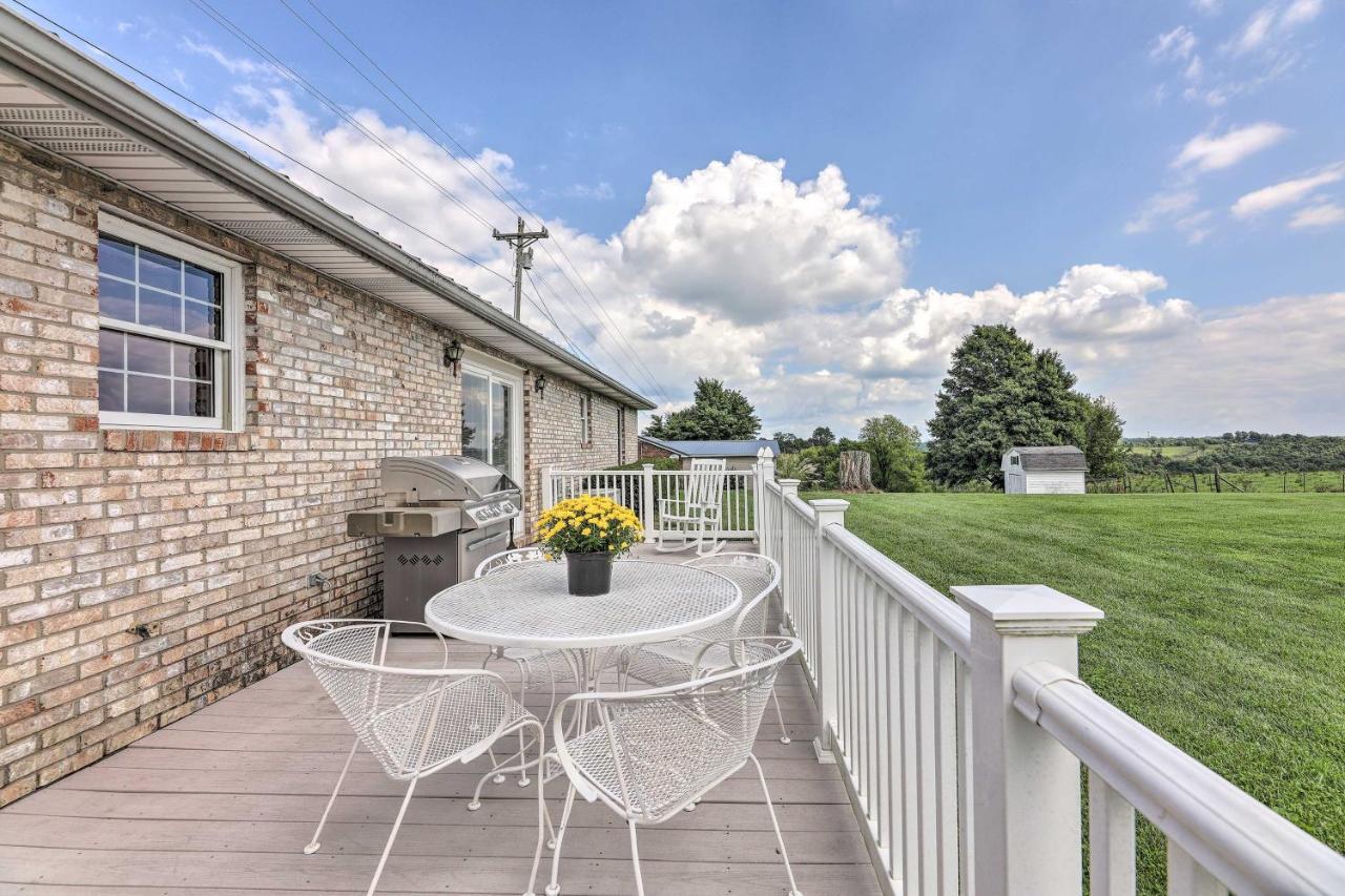 Charming Williamstown Retreat With Private Yard Villa Kültér fotó